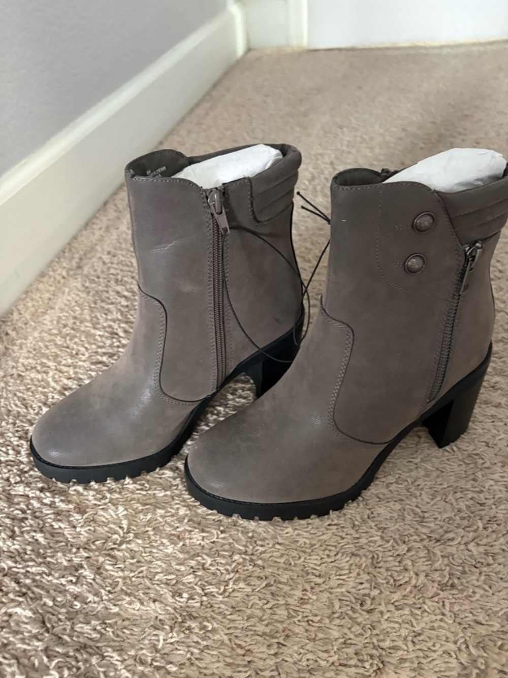 MIA Rider bootie brand new no box